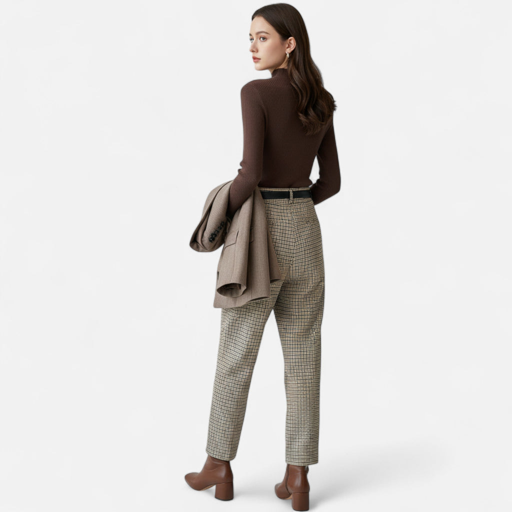 Amarendi | Pull Femme Col Montant Vintage